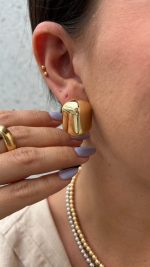 Brinco Semijoia Oval Facetado banho ouro 18k - Imagem 3